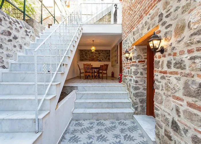 Zeytinli Tas Ev Izmir